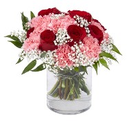 Long Lasting Carnations and Roses in a Pave Style