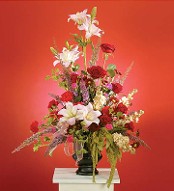 Valentine's Traditional Arrangement